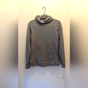Lululemon sweatshirt